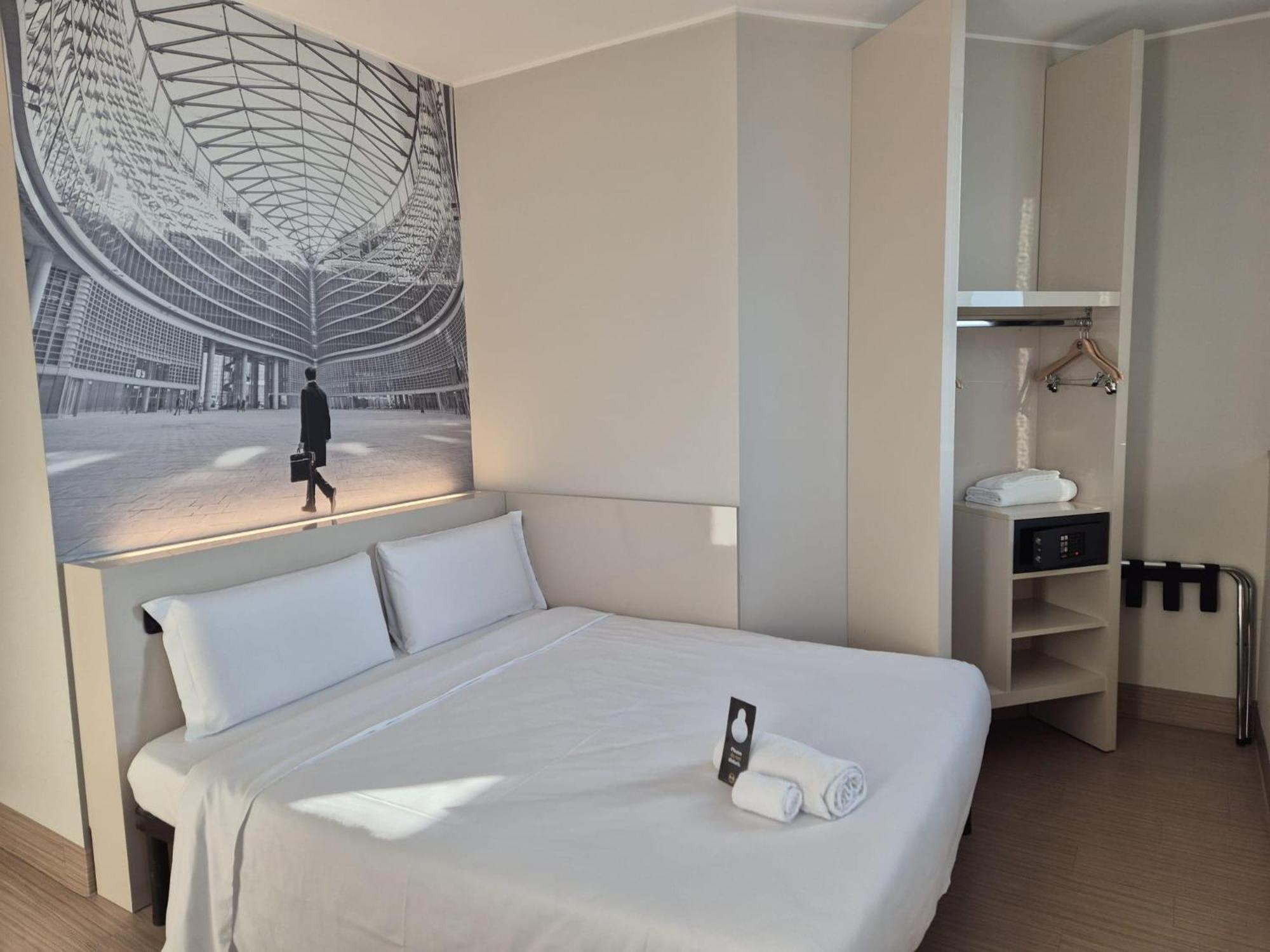 B&B Hotel Milano Sesto Marelli Sesto San Giovanni Exterior foto